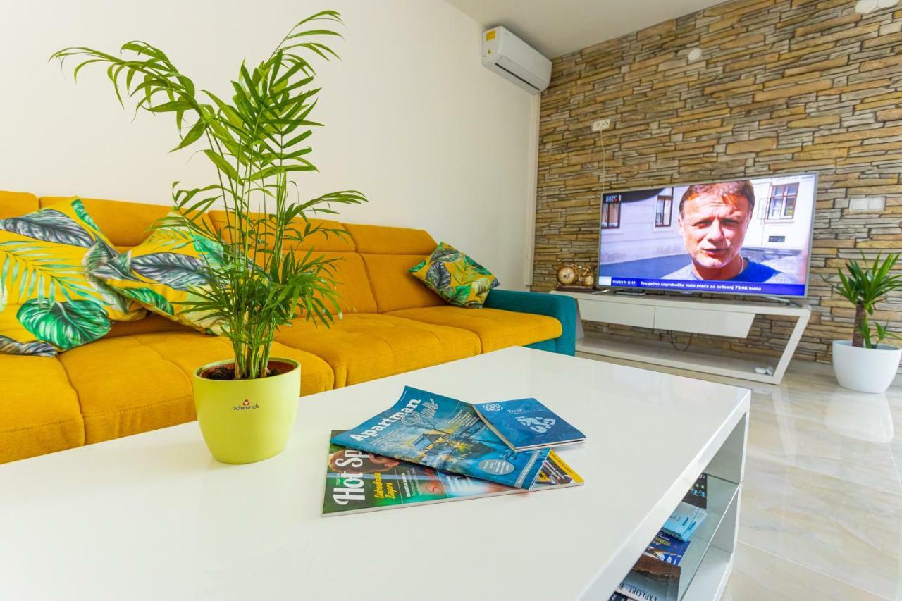 Villa Decima Milna  Bagian luar foto